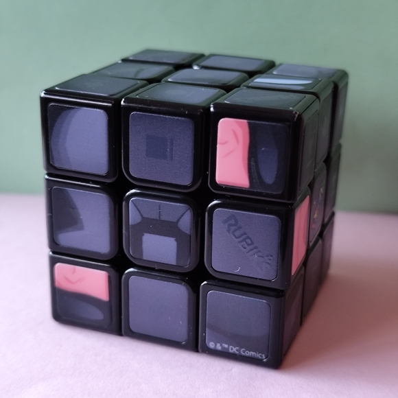 Rubik’s Cube, Batman Cuber - Picture 2 of 7
